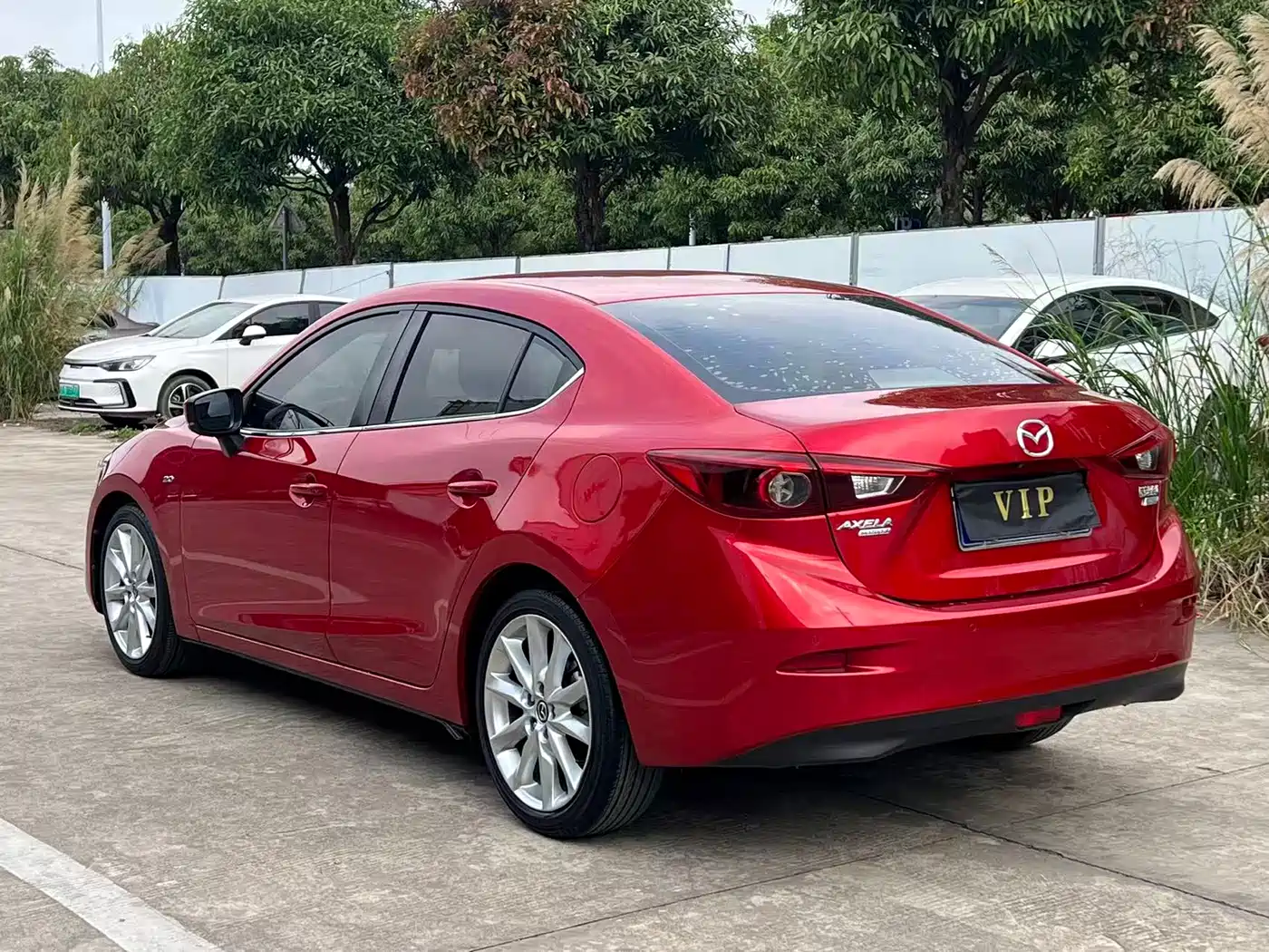 Фото 4 - Mazda Mazda 3