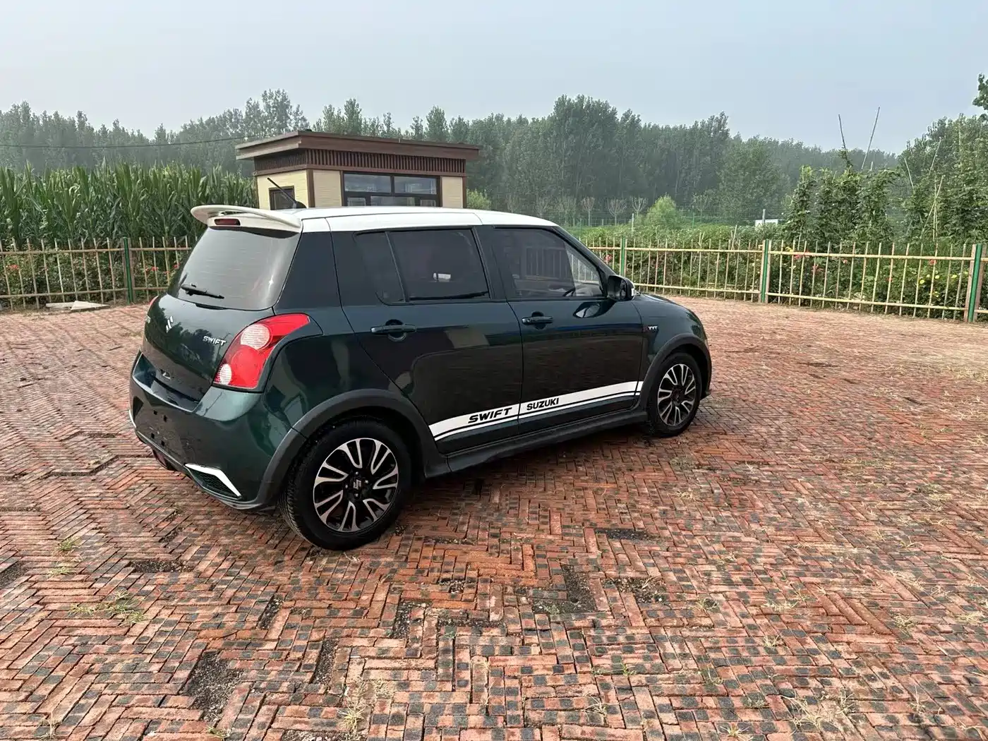 Suzuki Swift 2018 2016 1.5L Automatic Fashion Cool Edition