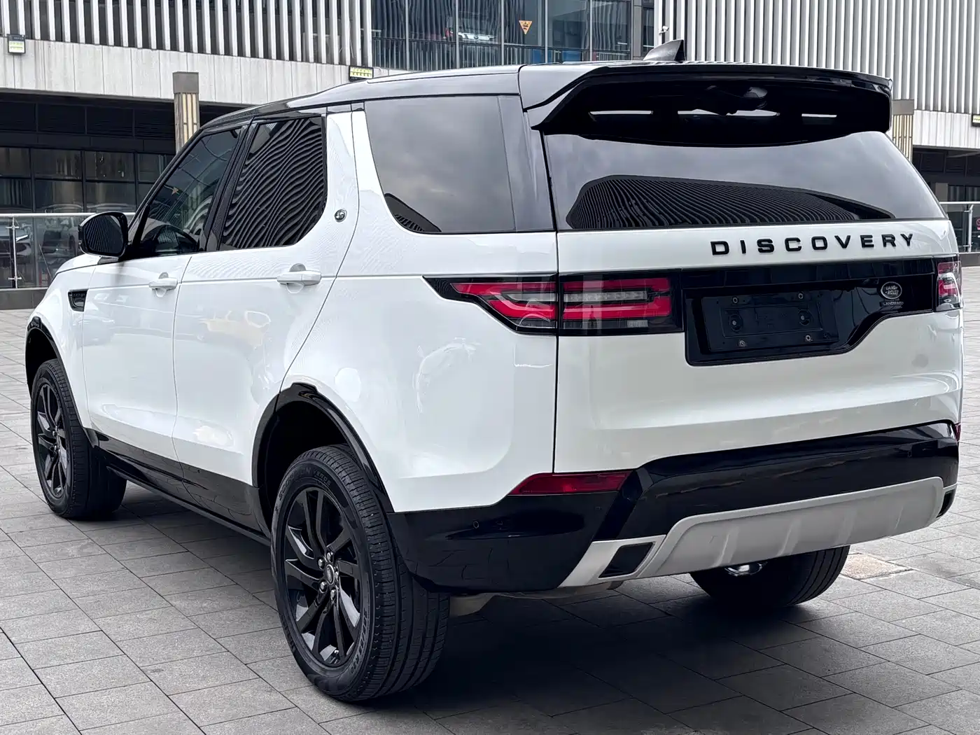 Land Rover Discovery 2020 3.0 SC V6 30th Anniversary Special Edition фото 15