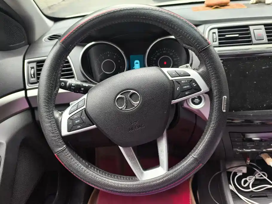 BAIC Senova X65 2015 2015 2.0T Automatic Elite
