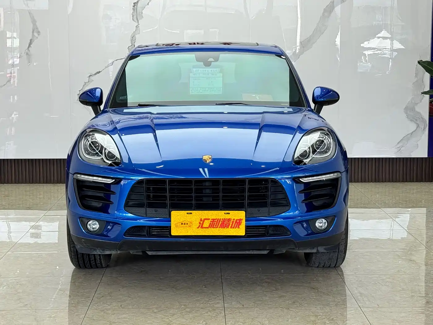 Porsche Macan 2017 Macan 2.0T фото 2