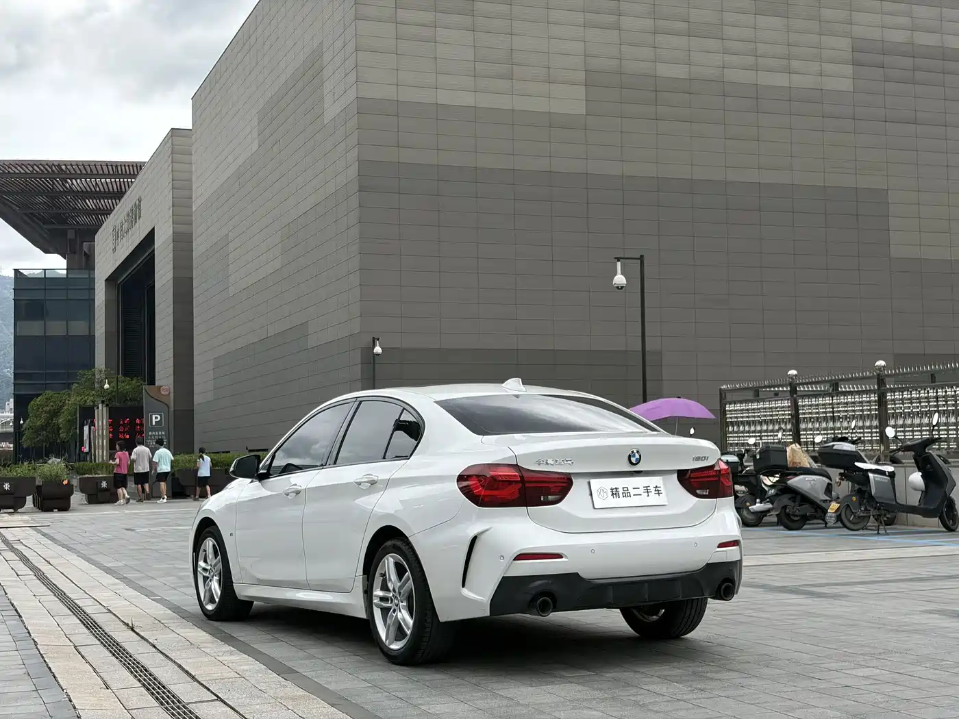 BMW 1 Series 2023 2023 120i M Sport Shadow Edition