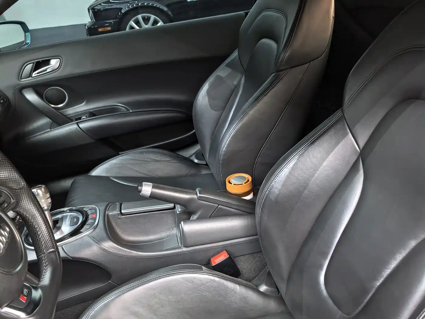 Audi R8 2014 5.2 FSI quattro фото 20
