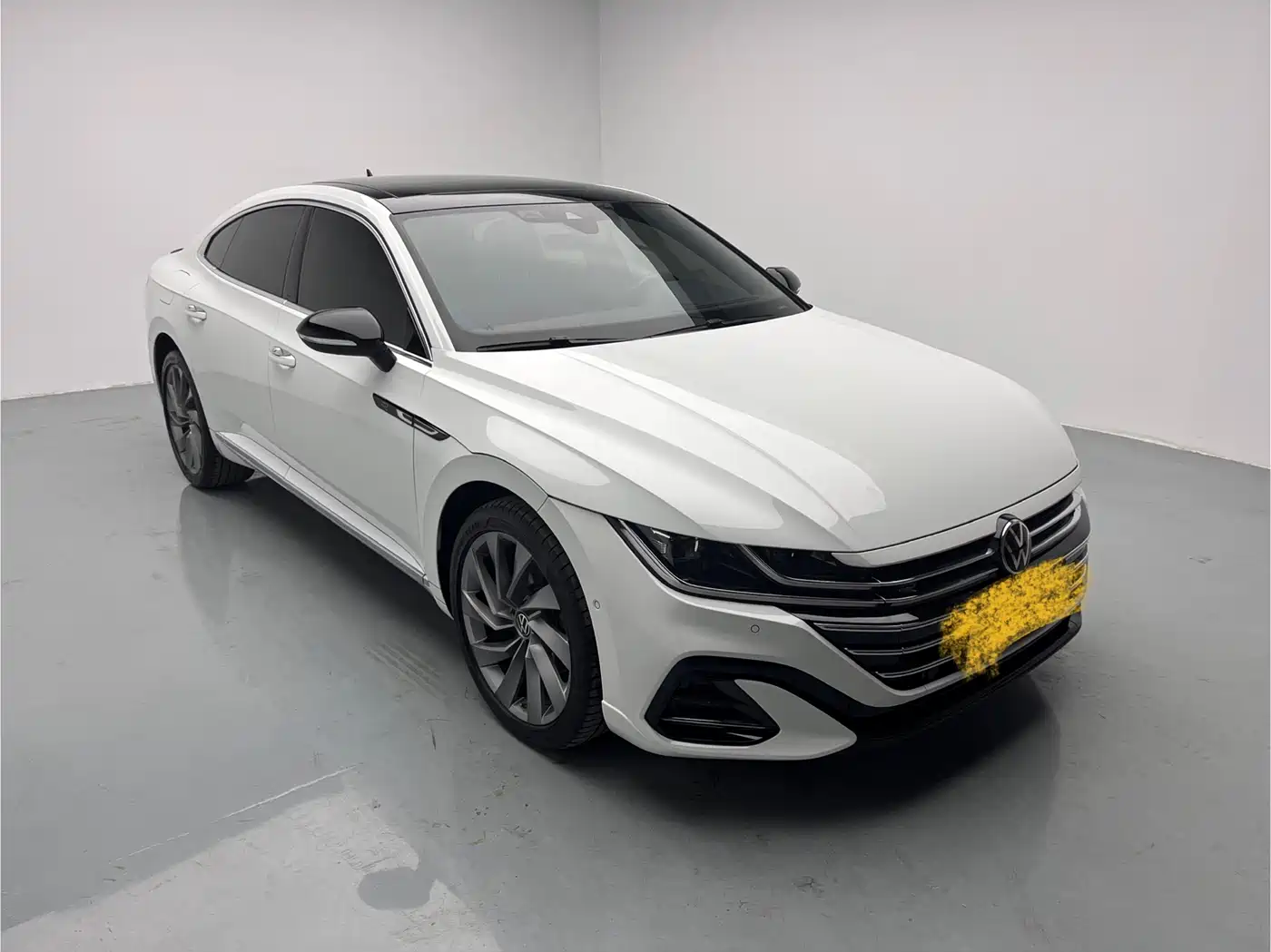 Volkswagen FAW-Volkswagen CC 2023 380TSI Eye-catching Edition фото 3