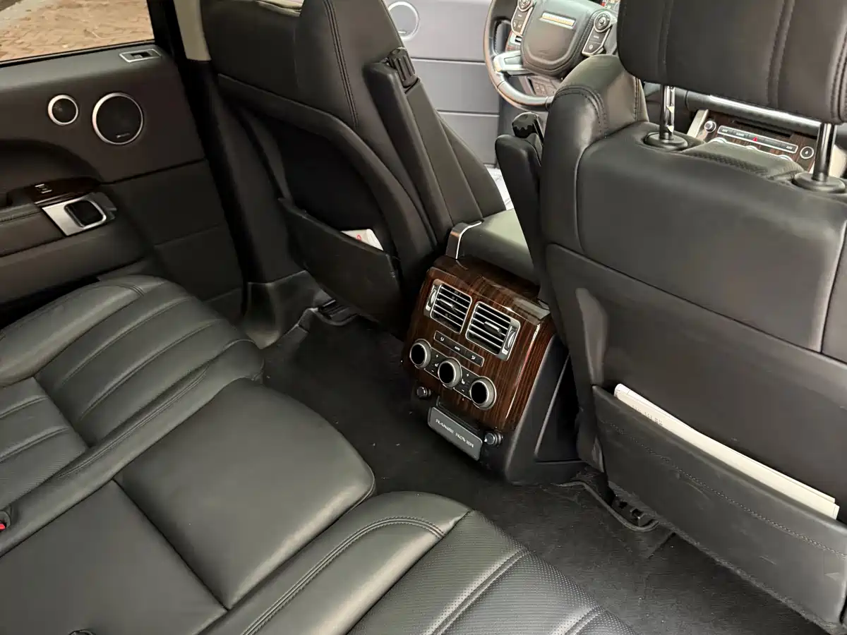 Land Rover Range Rover 2016 3.0 SC V6 Vogue фото 12