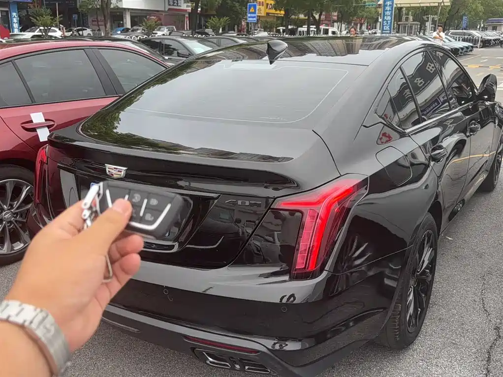 Cadillac CT5 2023 28T Luxury Style (Standard Edition) фото 9