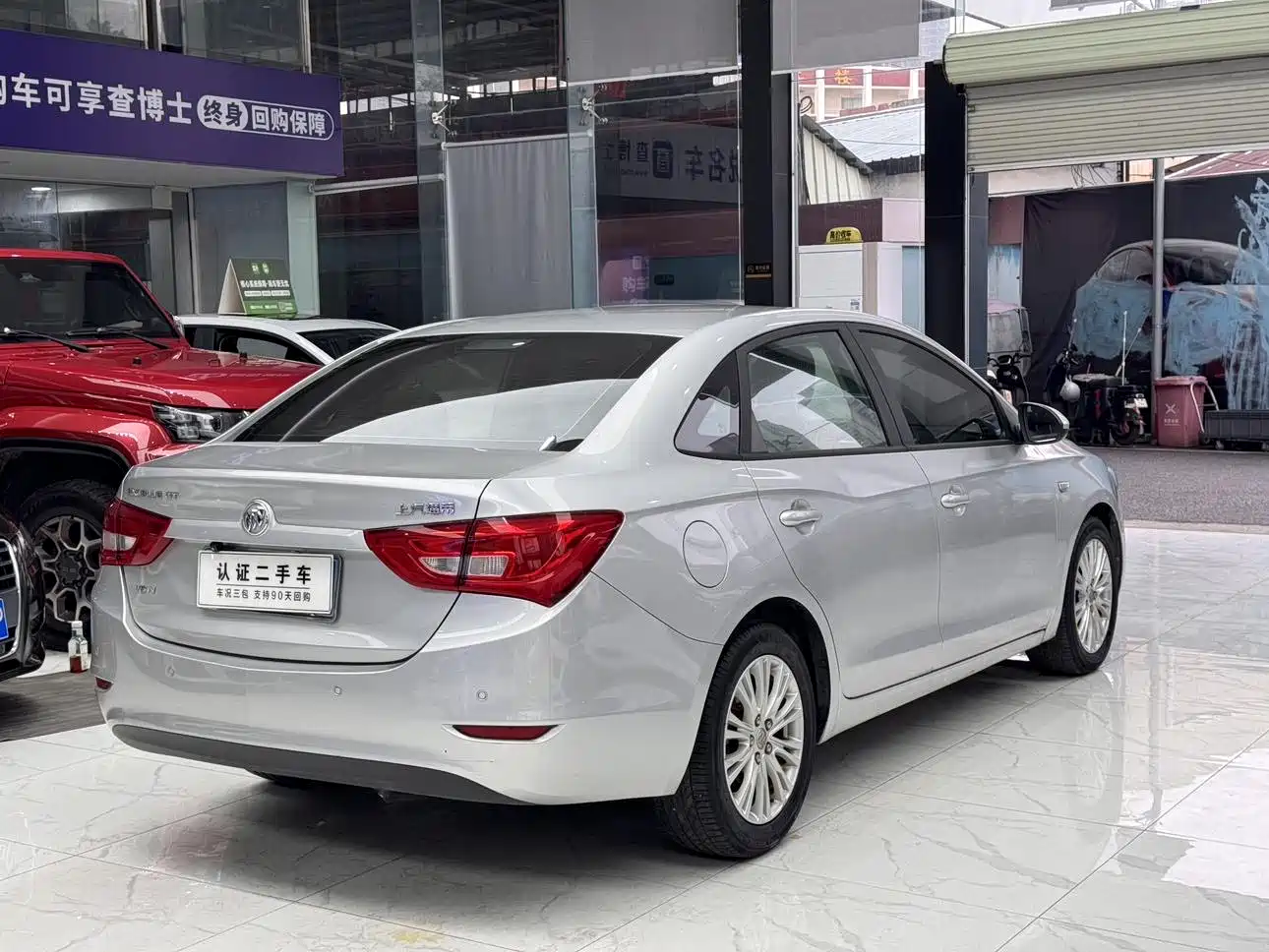 Buick Excelle 2015 15N Automatic Elite фото 4