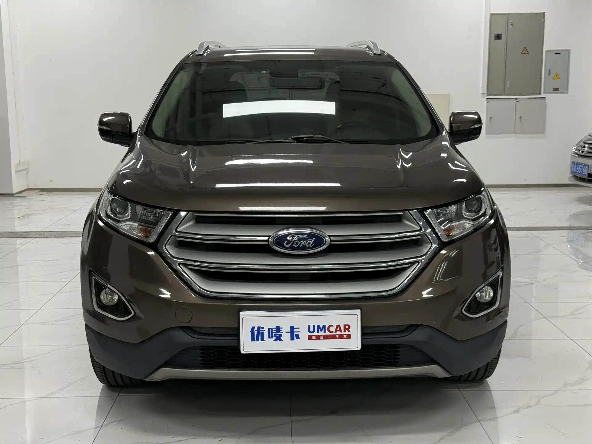 Фото 2 - Ford Edge