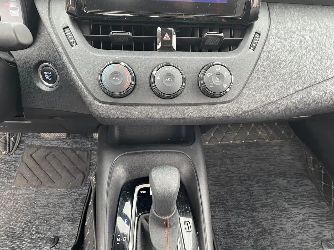 Toyota Corolla 2022 1.2T S-CVT Pioneer PLUS Edition фото 16