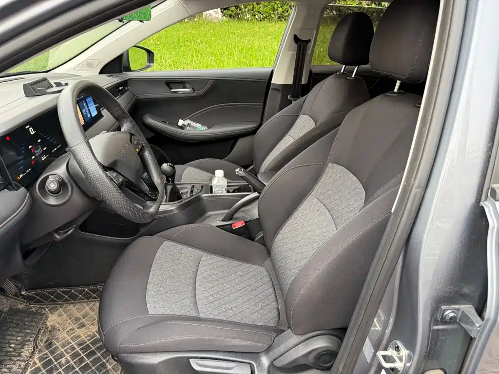 Roewe i5 2025 2023 1.5L Manual Comfort Edition