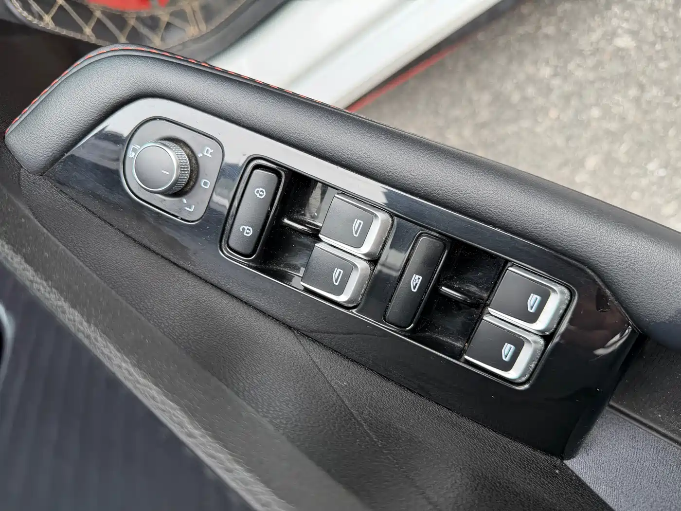 GEELY AUTOMOBILE BINRUI