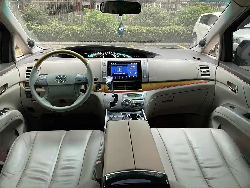 Toyota Previa 2007 3.5L 7-Seater Luxury фото 4