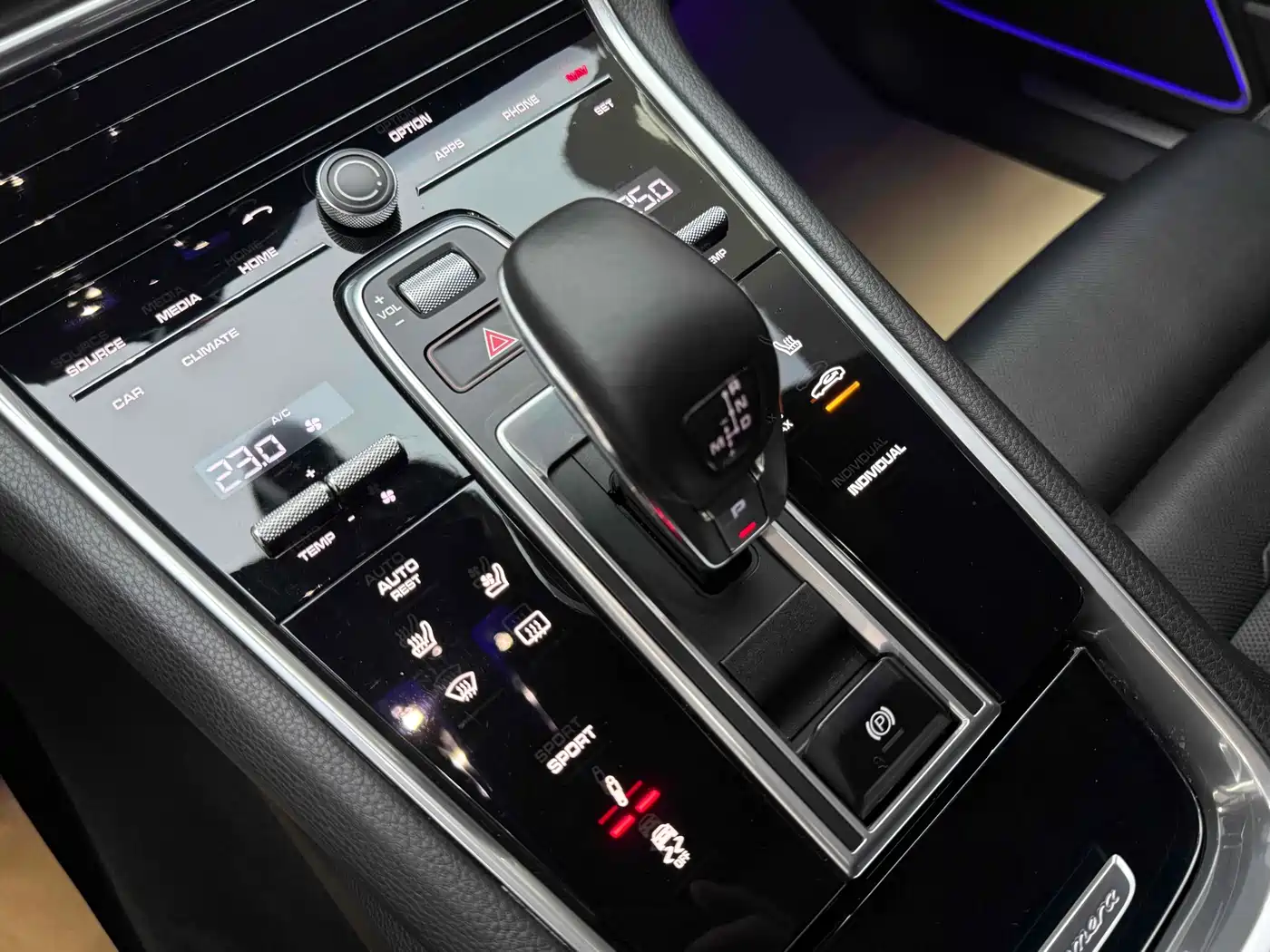 Porsche Panamera 2017 Panamera 3.0T фото 7