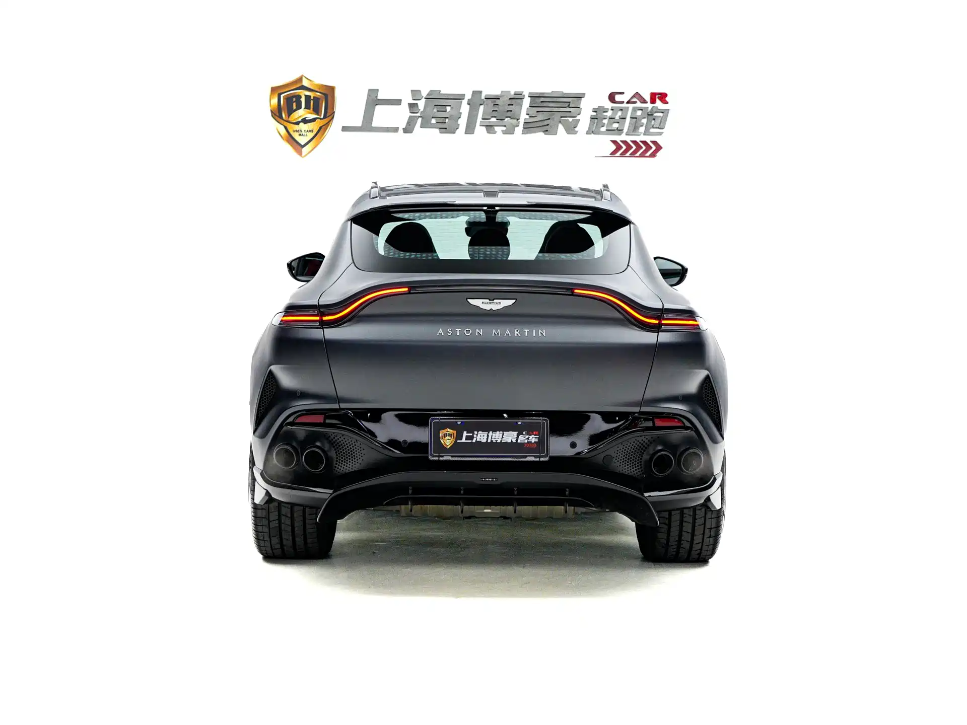 Фото 4 - Aston Martin DBX