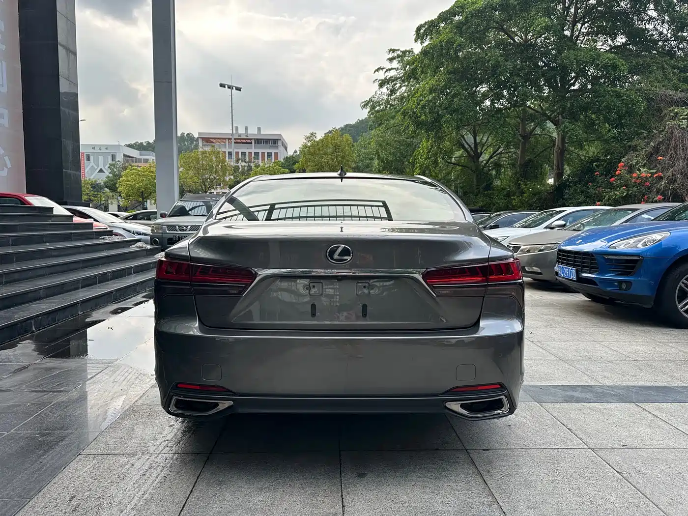 Lexus LS 2018 350 Excellence Edition China V фото 8