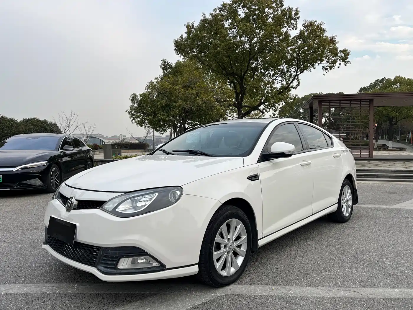 MG MG6 2013 2013 Sedan 1.8L Automatic Elite