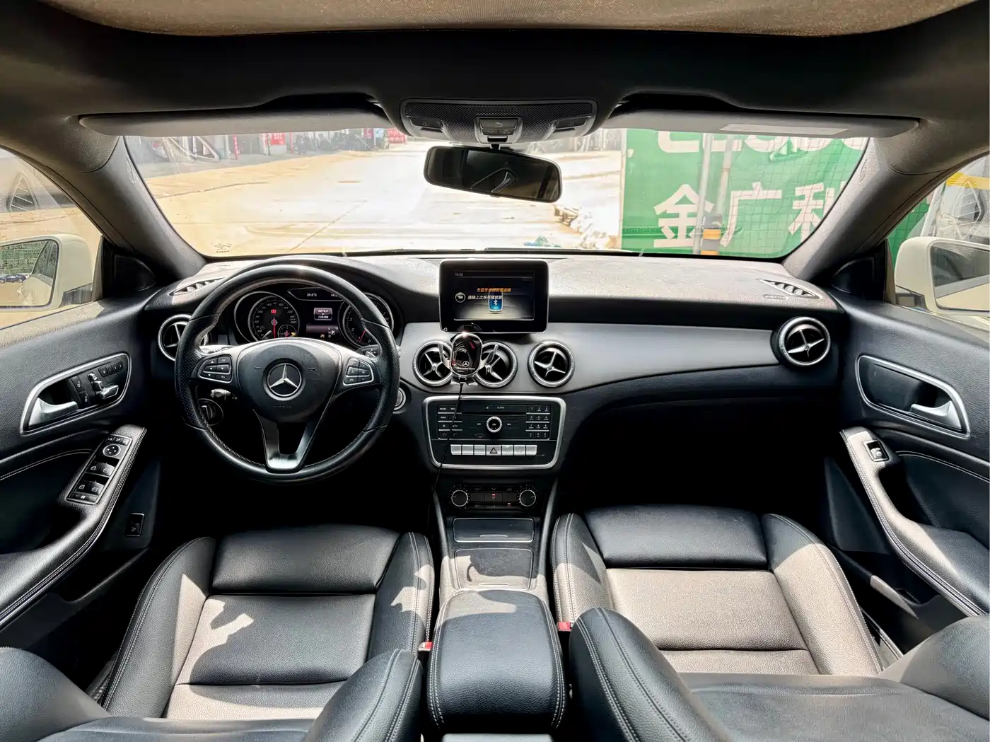 Mercedes-Benz CLA (Import) 2016 Facelift CLA 200 Style фото 5