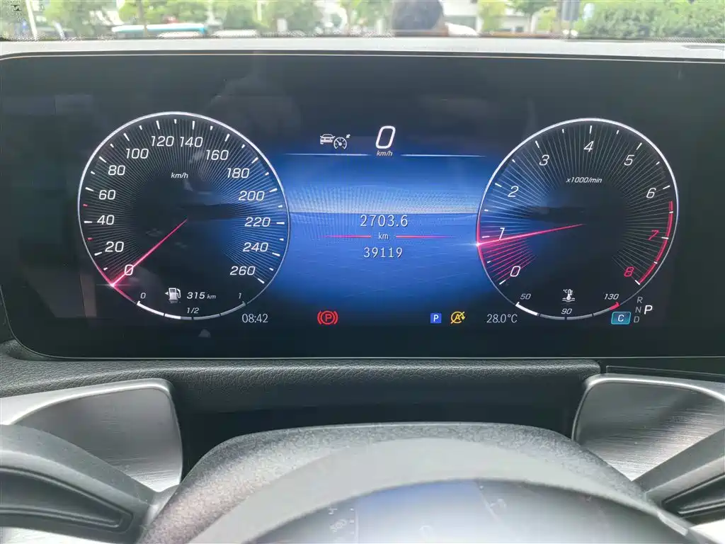 Mercedes-Benz GLB 2024 GLB 200 Dynamic фото 10