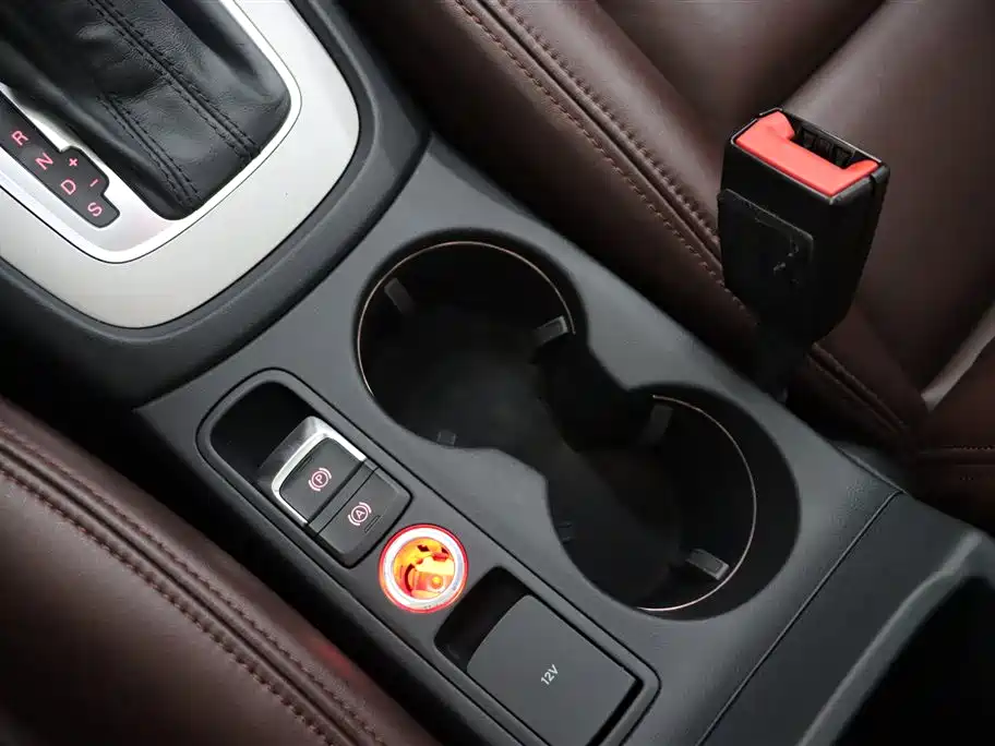 Audi Q3 2015 35 TFSI quattro Technology фото 19
