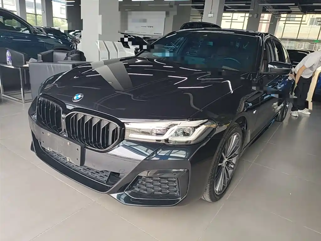 BMW 5 Series 2023 530Li Leading M Sport Package