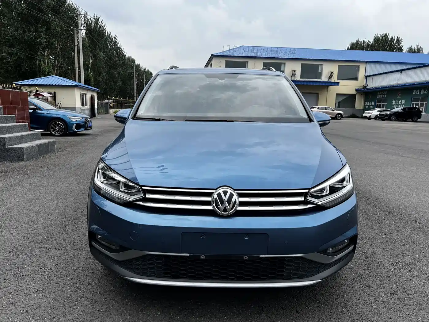 Volkswagen Touran 2021 Touran L 280TSI DSG Cross Edition 7-seater