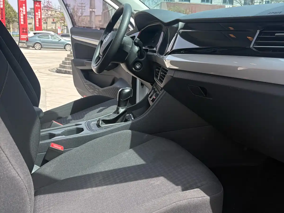 Volkswagen Bora 2020 1.5L Automatic Fashion фото 14