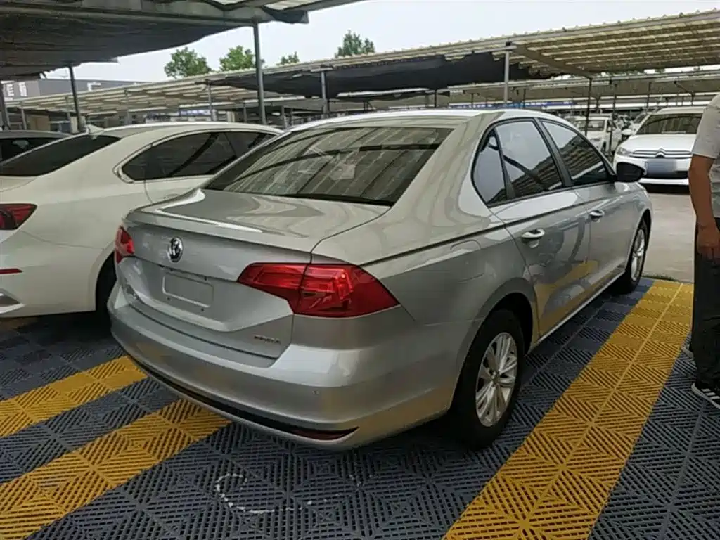 Volkswagen Bora 2016 Model 1.6L Manual Fashion фото 7