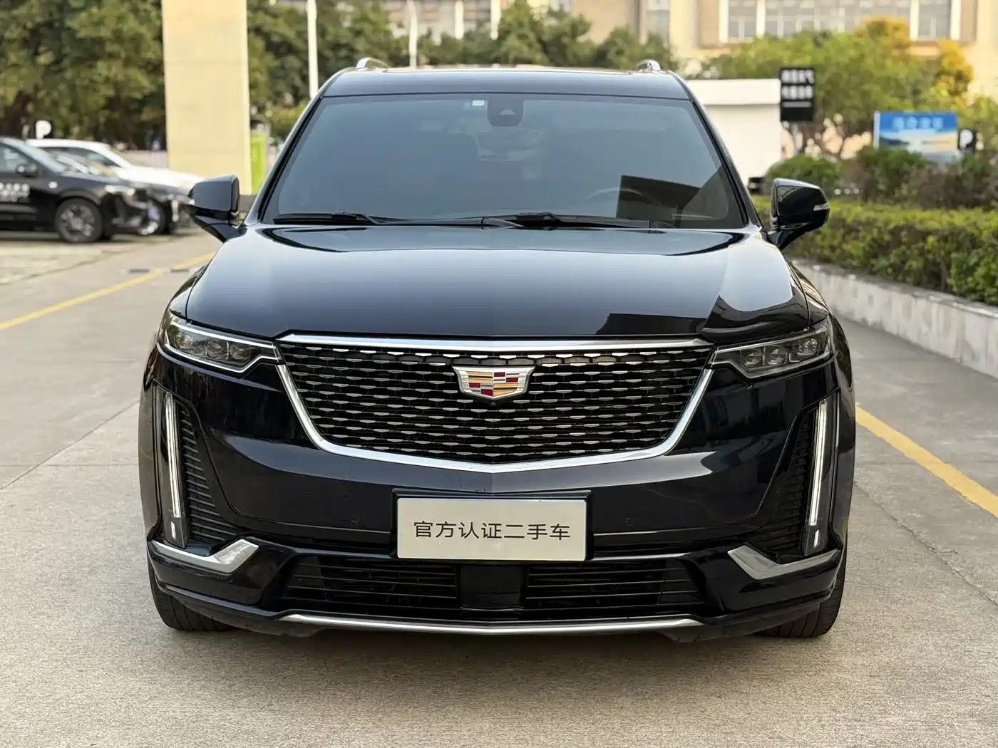 CADILLAC XT6