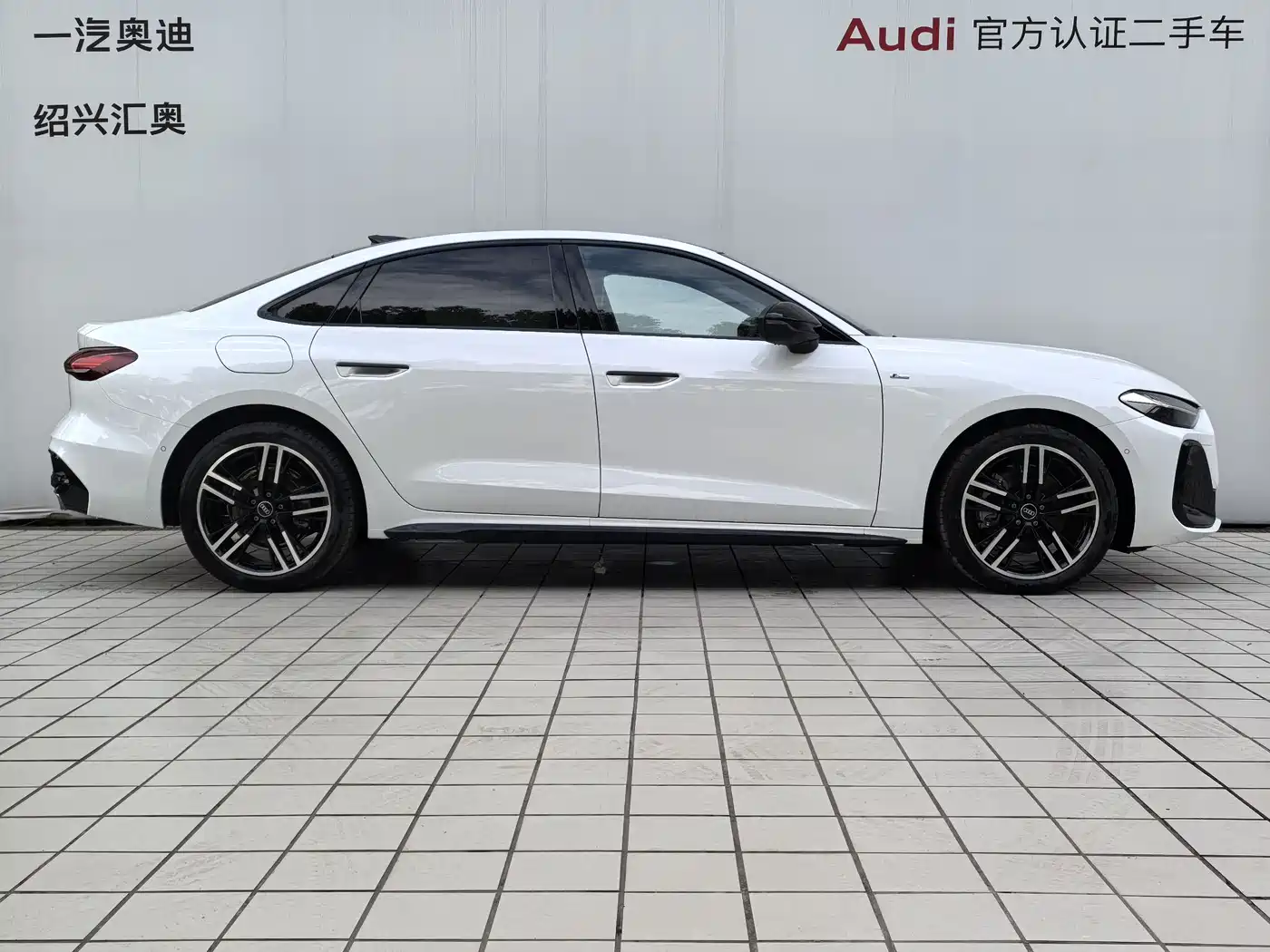 Audi A5L 2025 2.0T Sport Edition Plus фото 2