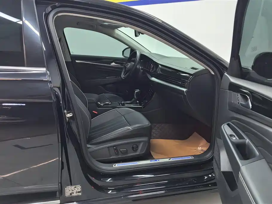 Volkswagen Passat New Energy 2023 430PHEV Hybrid Elite фото 8