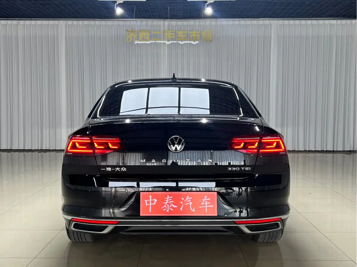 Volkswagen Magotan 2020 330TSI DSG Luxury фото 5