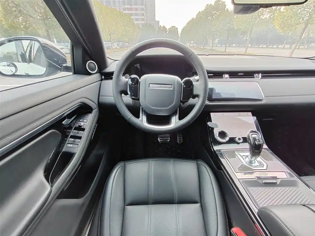 Land Rover Range Rover Evoque 2020 249PS R-DYNAMIC S Sport Edition фото 7