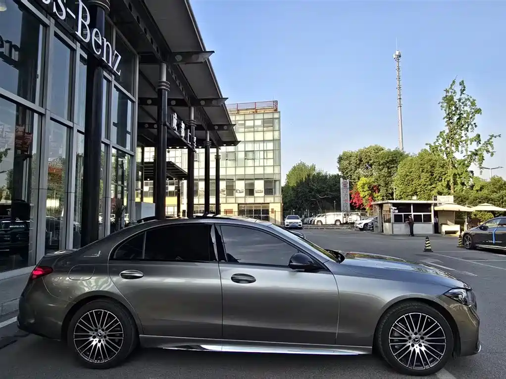 Mercedes-Benz C-Class 2024 C 260 L Sport фото 5