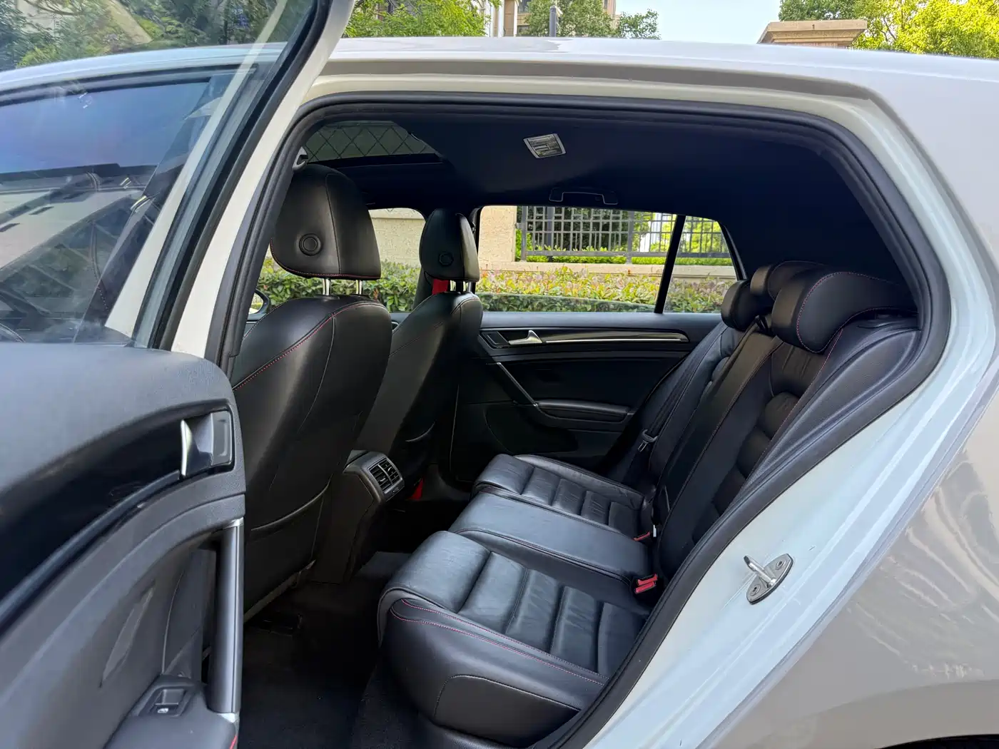 Volkswagen Golf GTI 2016 2.0TSI GTI фото 10