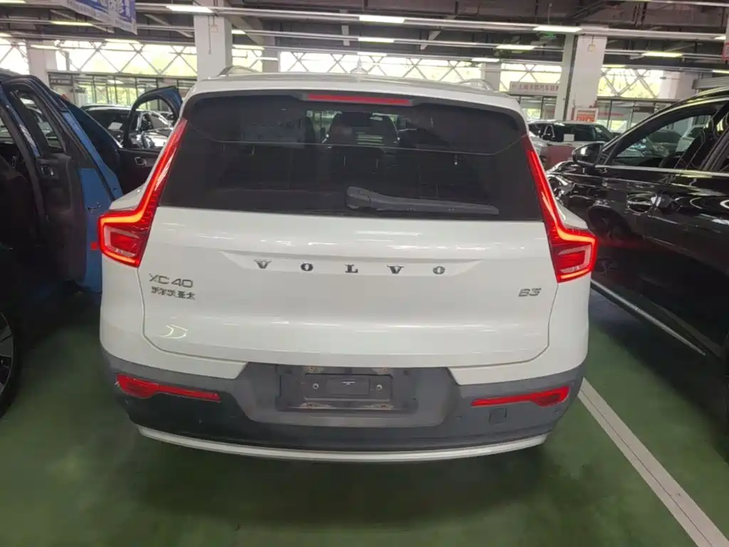 Volvo XC40 2024 2024 B3 Smart Elite Luxury Edition