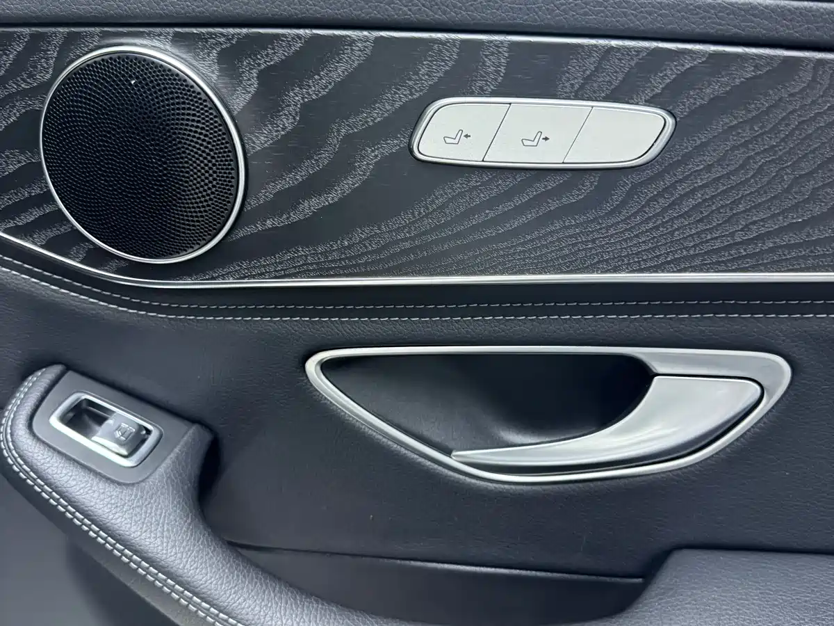 Mercedes-Benz C-Class 2020 Facelift C 260 L Sport фото 9