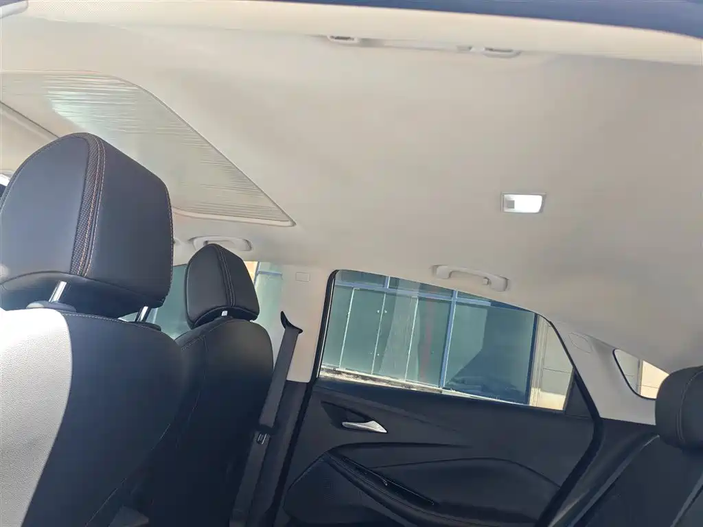Photo 15 - Buick Verano