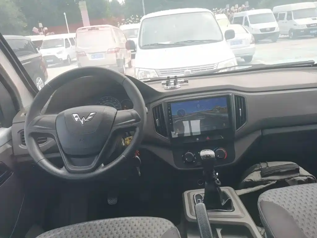 Wuling Motors Wuling Rongguang New Truck 2020 2019 1.8L Double Cab China VI LJ479Q6