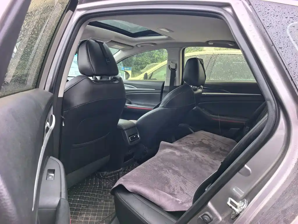 Changan Eado 2020 2020 PLUS Blue Whale NE 1.4T GDI DCT Premium