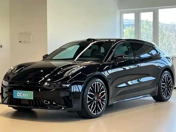 2025 ZEEKR 001
