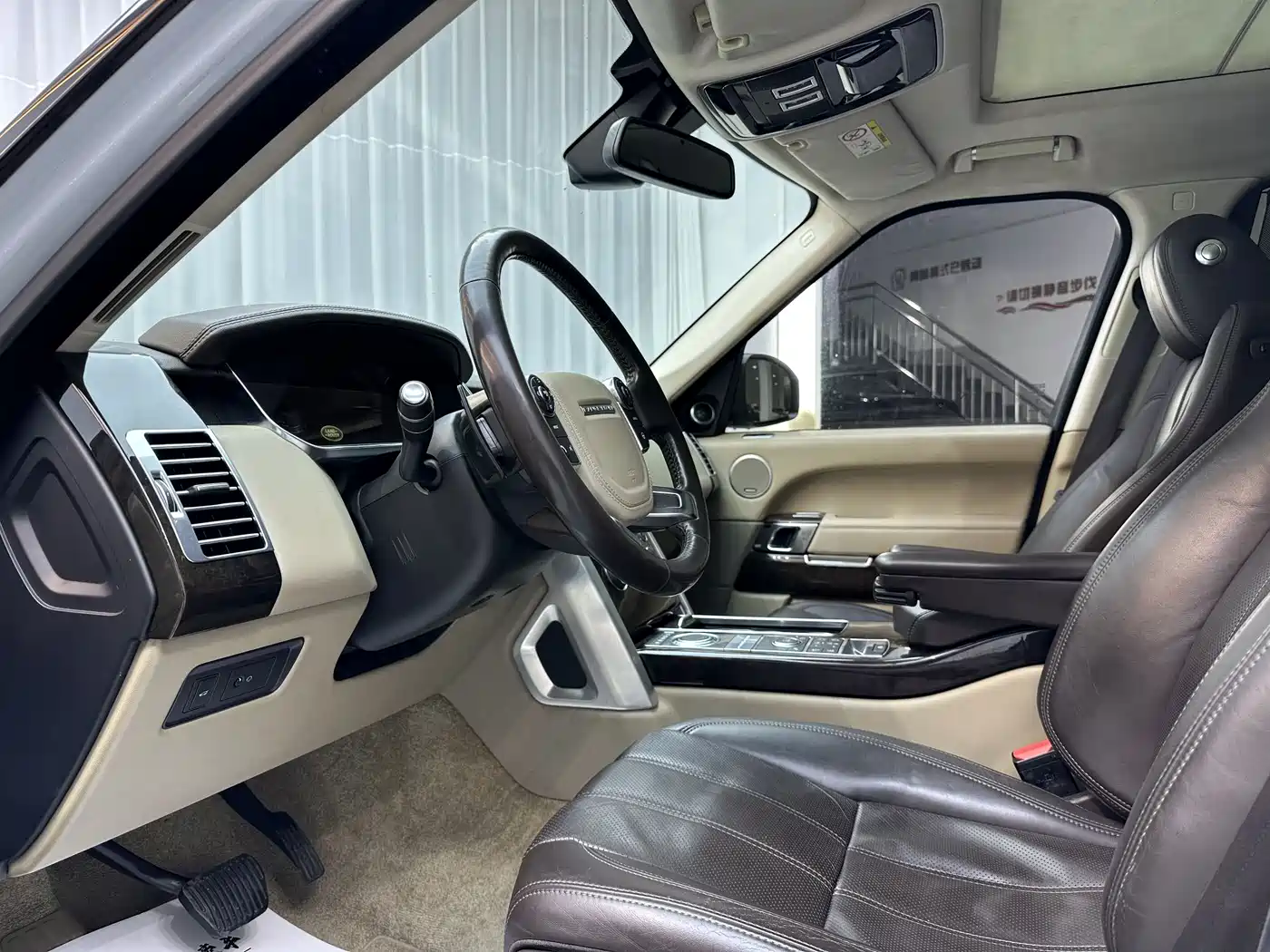 Land Rover Range Rover 2016 3.0 SC V6 Vogue SE Autobiography LWB фото 5