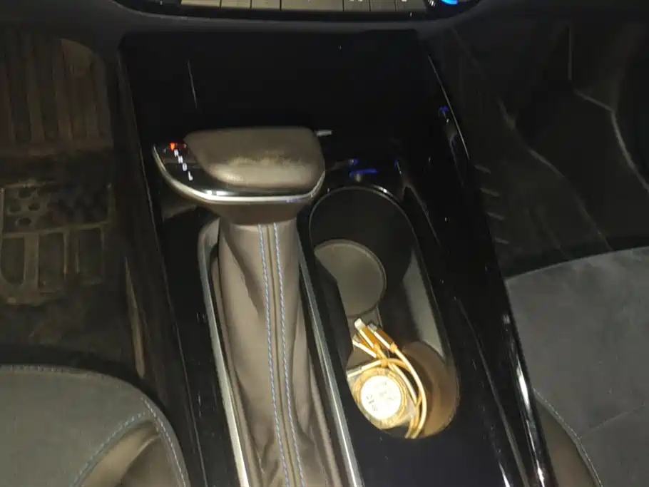 Buick Velite 6 2020 Plug-in Hybrid Connected Smart Edition фото 16