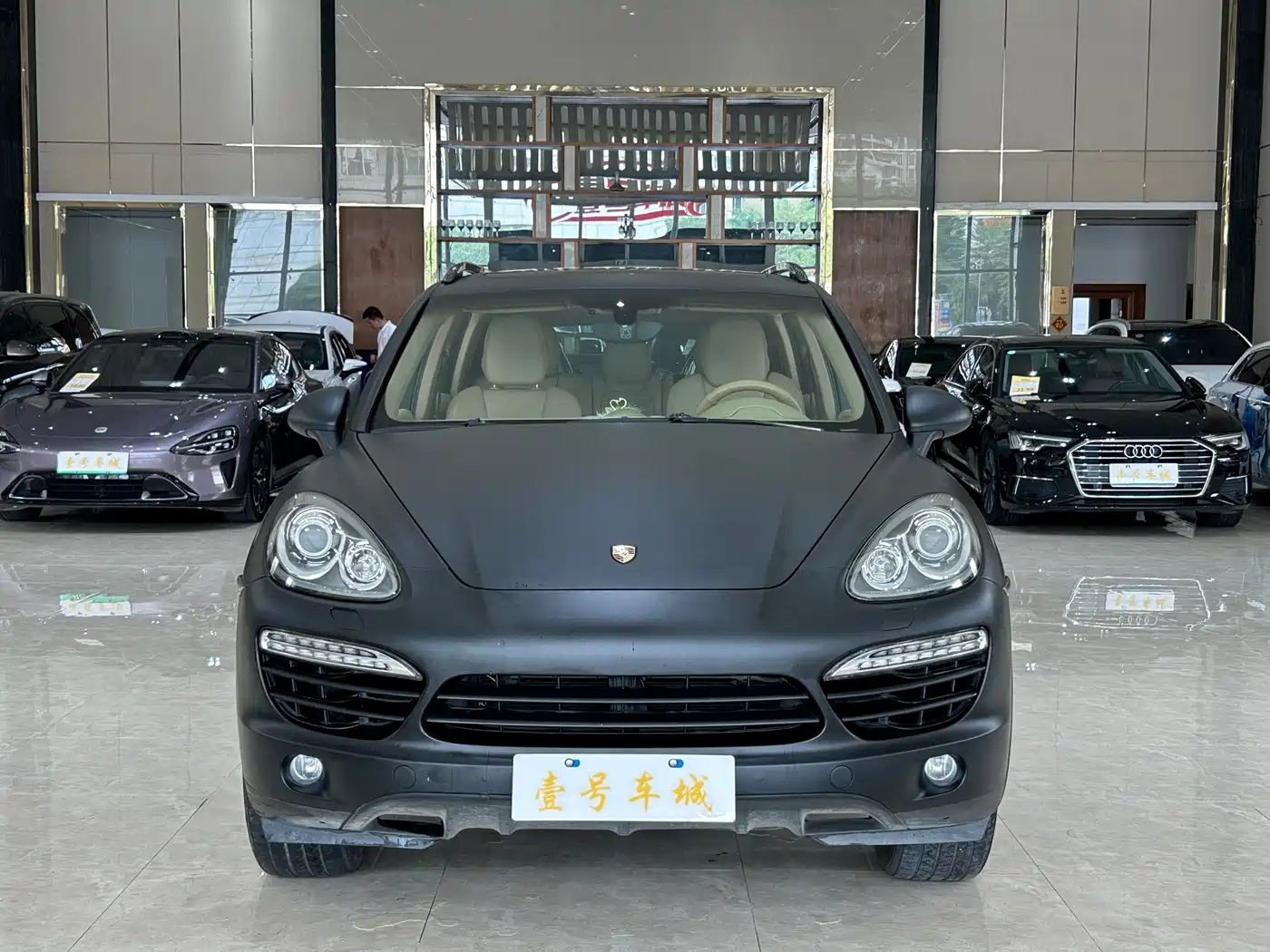 Porsche Cayenne 2011 Cayenne 3.0T фото 2