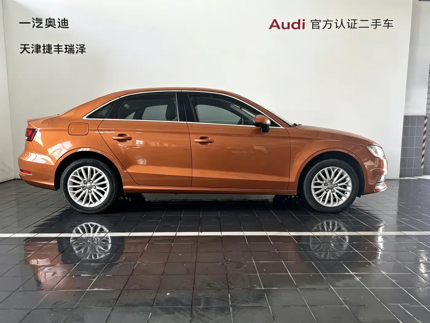 Audi A3 2014 Limousine 35 TFSI Auto Comfort фото 7