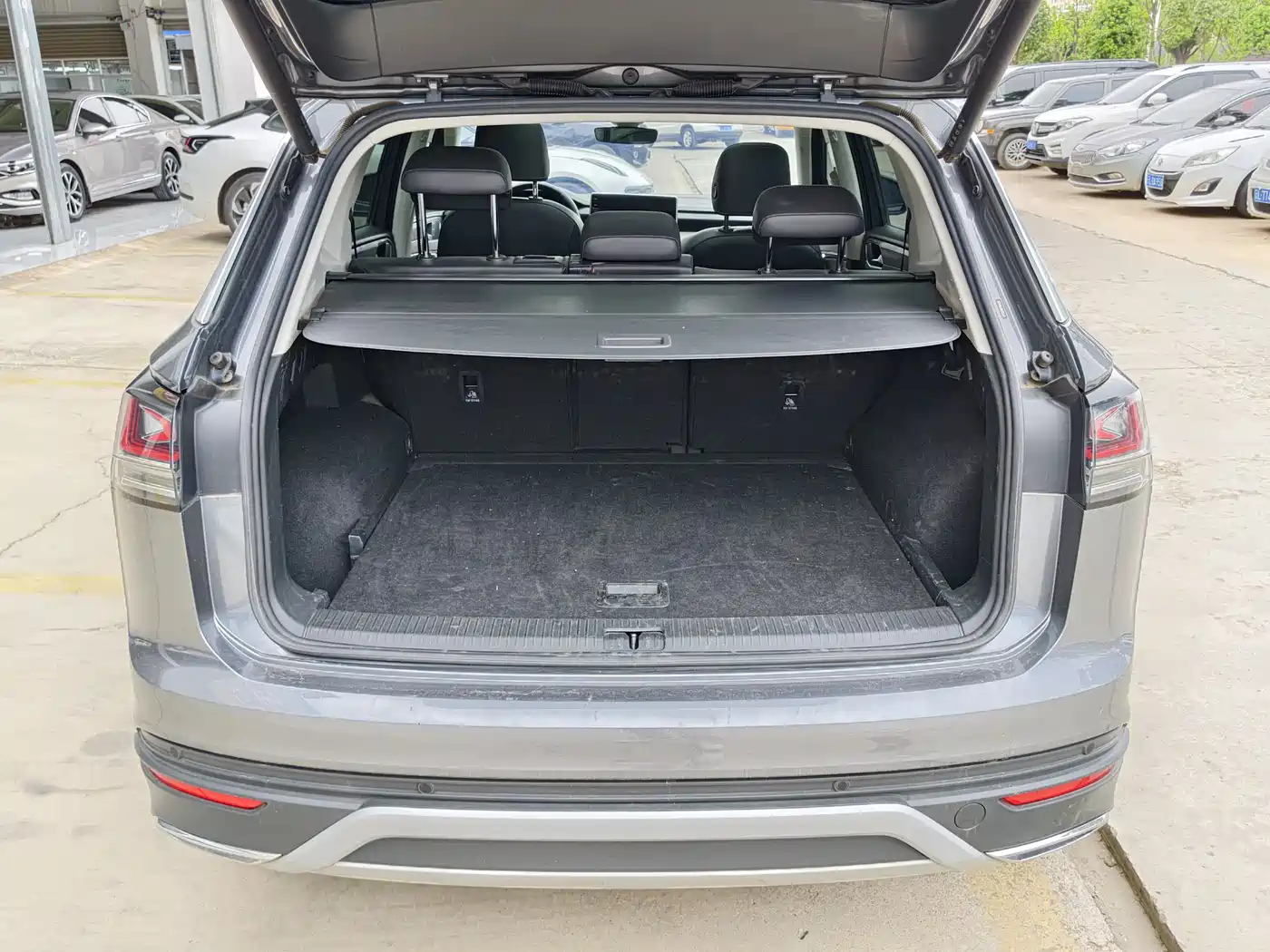 Volkswagen Tayron 2023 300TSI 2WD Luxury Plus Advanced Edition фото 9