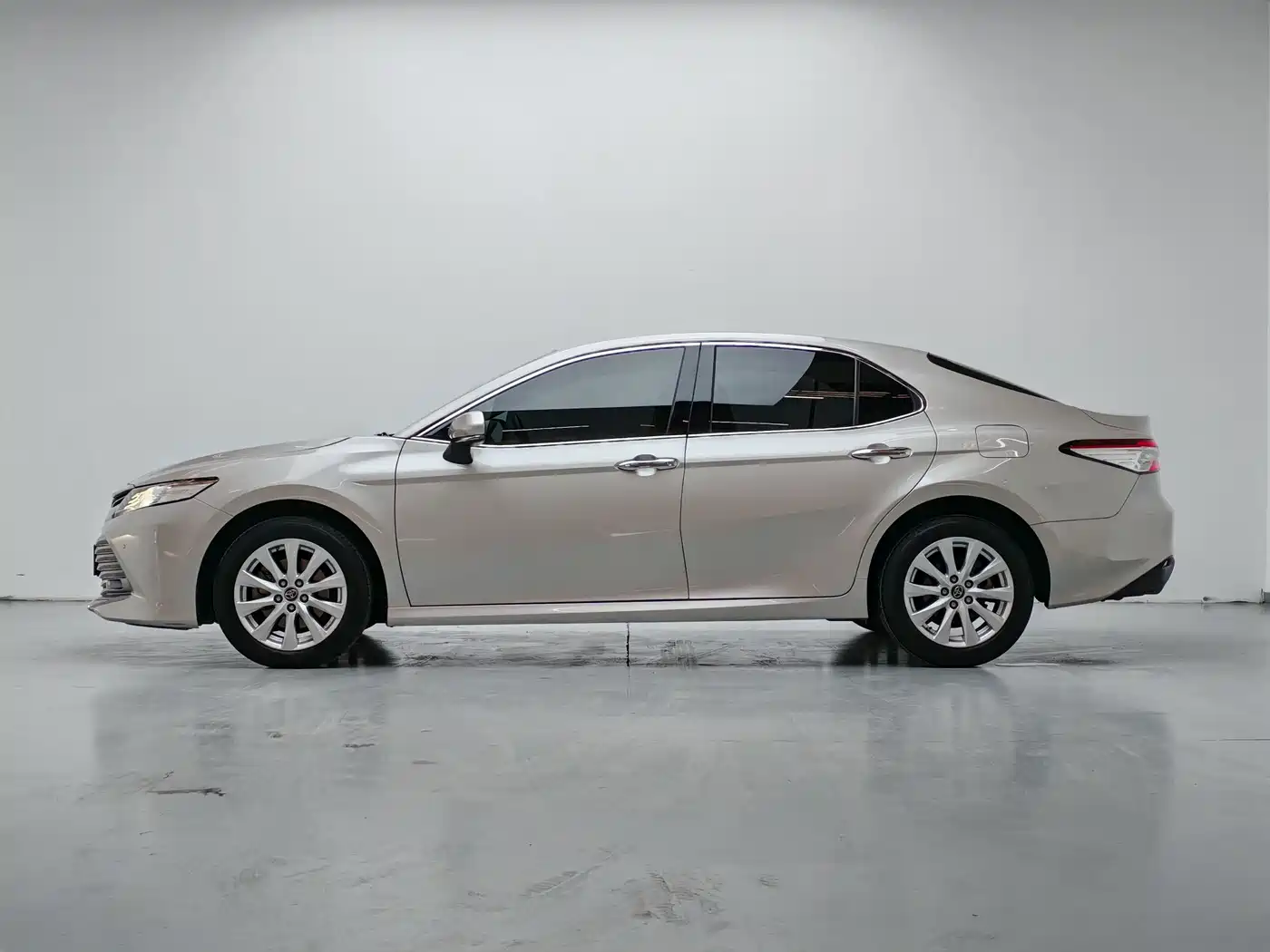 Toyota Camry 2019 2.0G Luxury Edition China VI фото 8