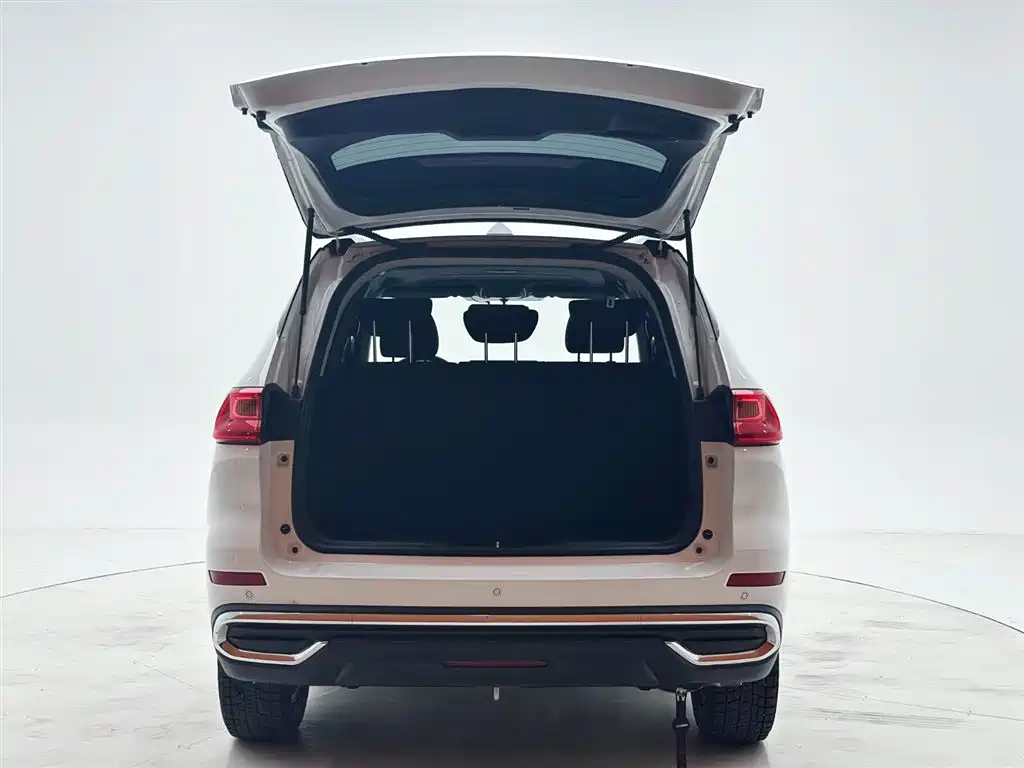 Haval M6 2021 PLUS 1.5T DCT Luxury Smart Connect фото 8