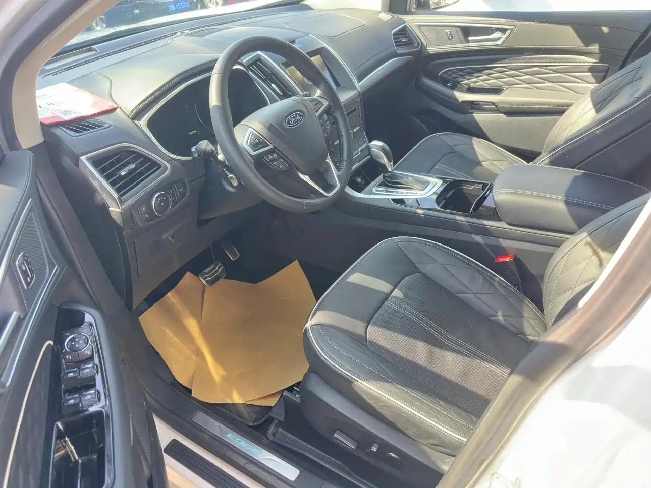 Фото 4 - Ford Edge