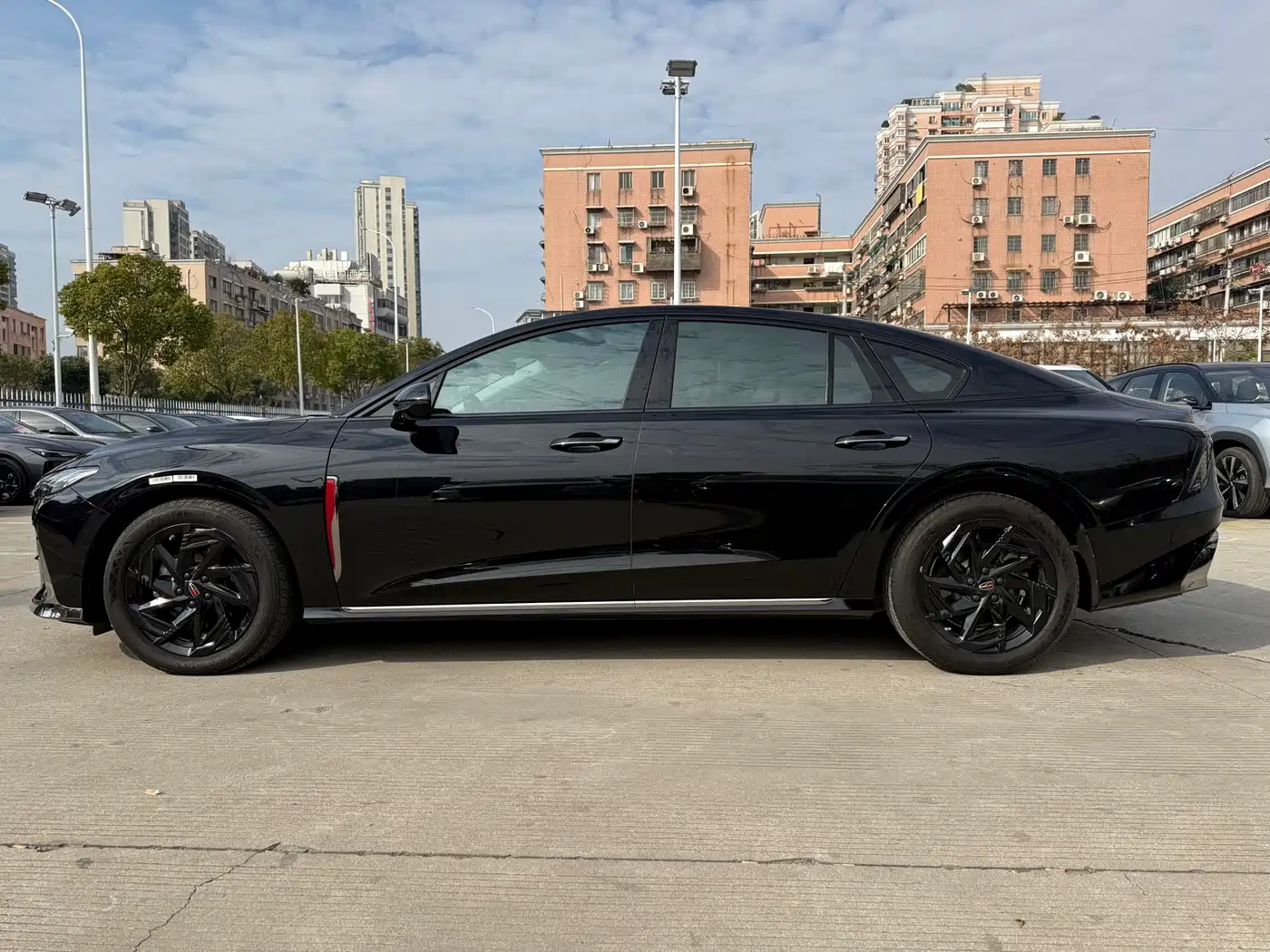 Hongqi H6 2023 2.0T Premium Edition фото 3