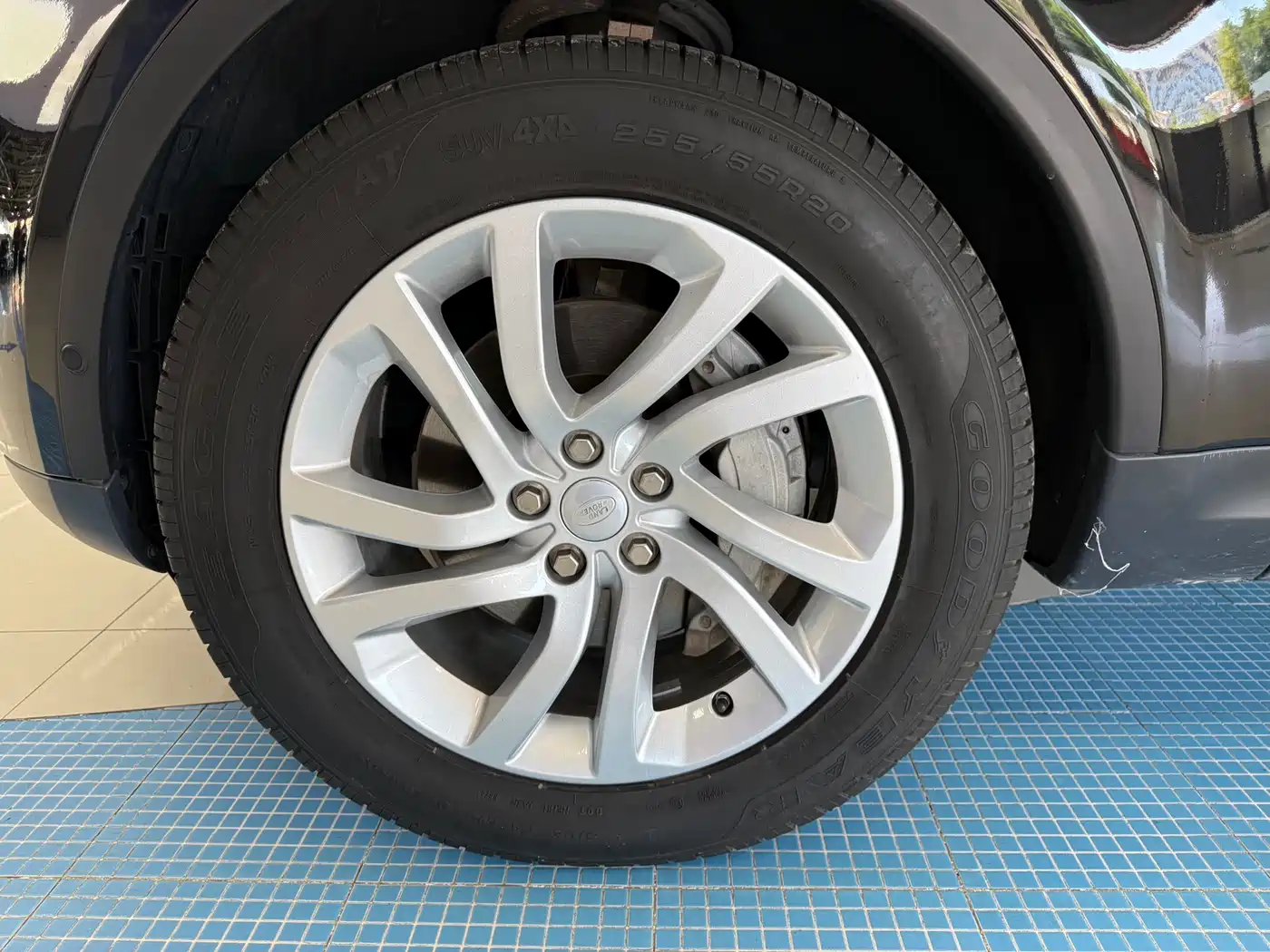 Land Rover Discovery 2018 3.0 SC V6 HSE фото 7